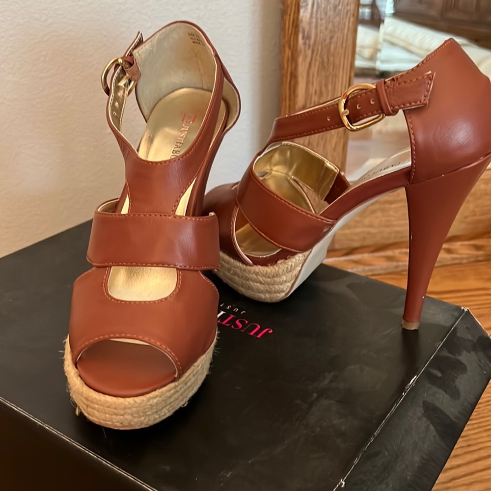 Dress sandle